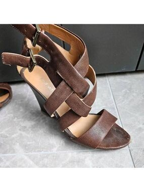 Nine West Brown Leather Strappy Wedge Heels Sandals 7.5